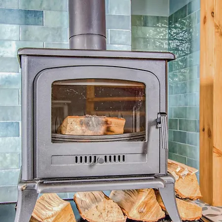 1 Bedroom Stunning In Woryty *